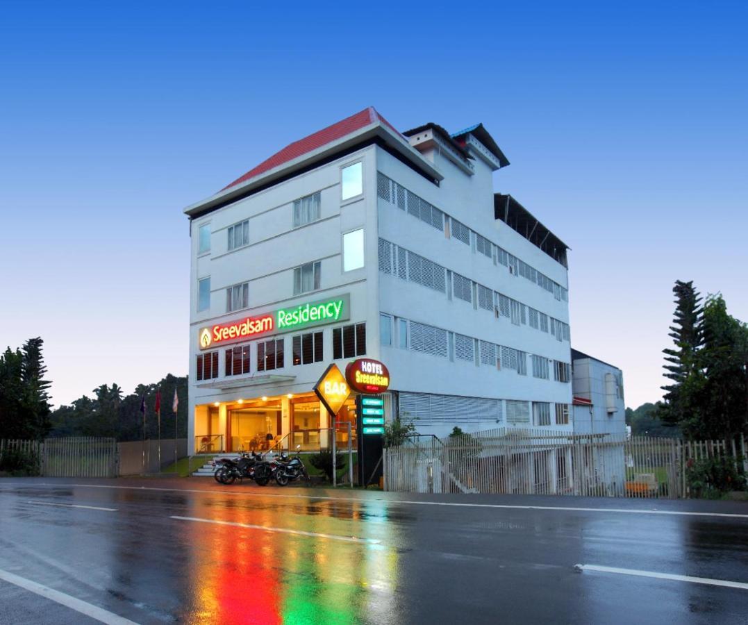 Sreevalsam Residency Kulanada Tāmarakulam Exterior foto